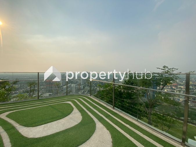 Altitude Unicorn Sathorn - Thapra