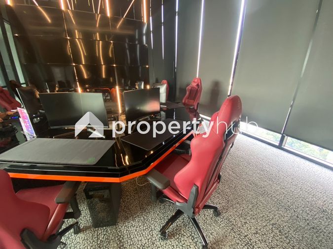 Altitude Unicorn Sathorn - Thapra