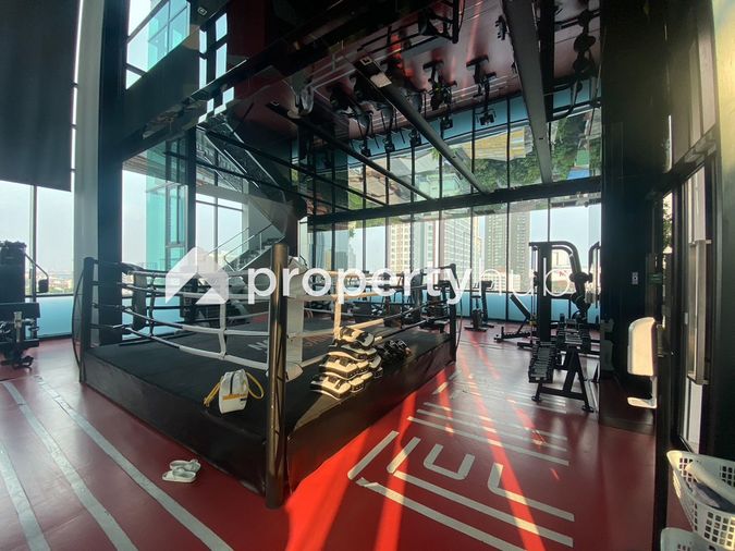 Altitude Unicorn Sathorn - Thapra