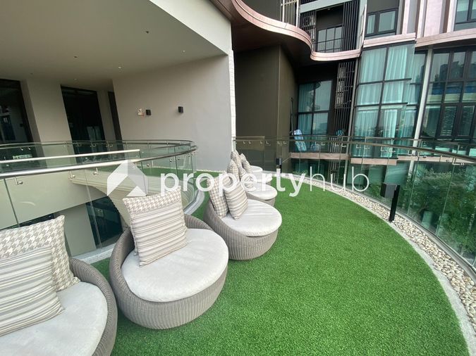 Altitude Unicorn Sathorn - Thapra