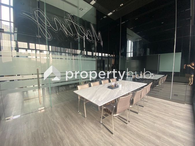 Altitude Unicorn Sathorn - Thapra