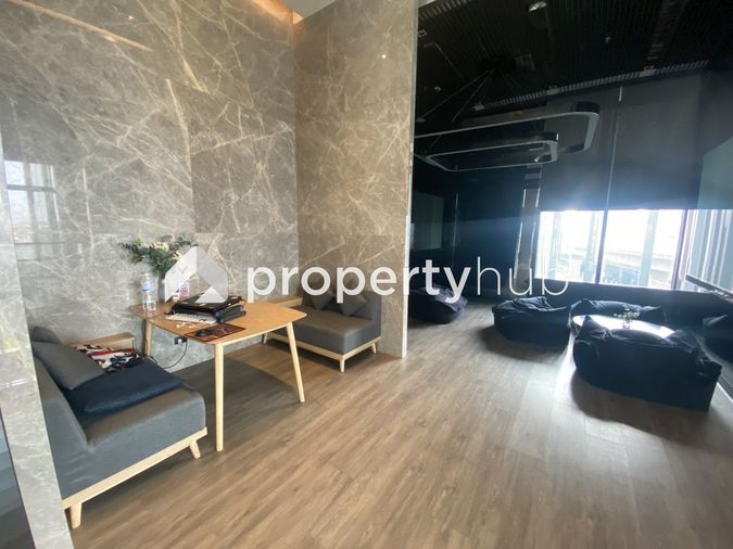 Altitude Unicorn Sathorn - Thapra
