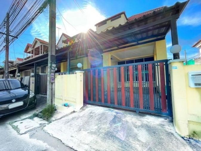 sss410 ขาย ทาวน์เฮ้าส์2ชั้น พนาสนธิ์ 10 Phanason Villa 10