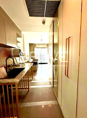 Condos for sale : 1 Bed 1 Bath Good Location Close to BTS Wongwian Yai 200 m. / For Sale-TEAL Sathorn Taksin