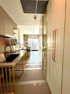 1 Bed 1 Bath Good Location Close to BTS Wongwian Yai 200 m. / For Sale-TEAL Sathorn Taksin