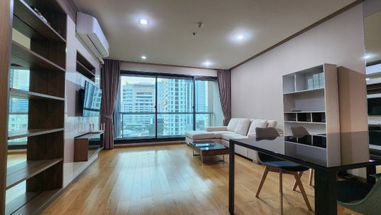 รูปภาพ The Address Sathorn 12 | ให้เช่าห้อง 2 นอน ตกแต่งแบบน่าอยู่ เปลี่ยนแอร์ใหม่ ห้องกว้าง ทำเลสะดวกสบาย