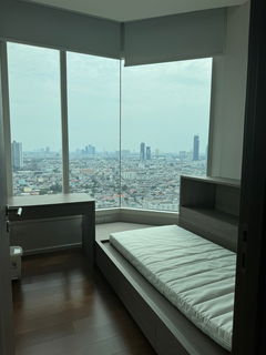 LTHC9842 – Menam Residence FOR SALE size 66 Sq. m. 2 beds 2 baths Near BTS Saphan Taksin Station ONLY 16 MB