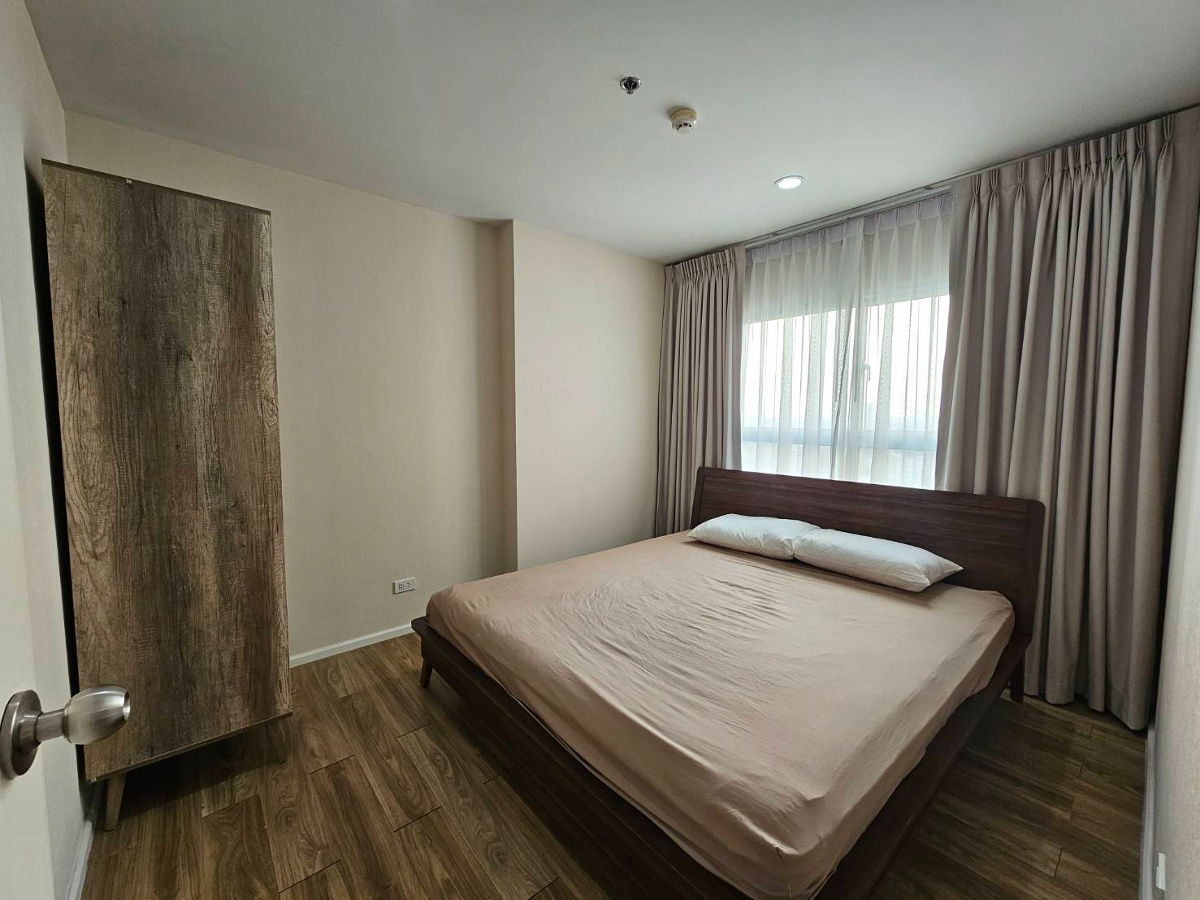 รูป ให้เช่าอิซซี่คอนโดสุขสวัสดิ์ ISSI CONDO SUKSAWAD ห้องรีโนเวทใหม่ **มีเครื่องซักผ้า** *พร้อมอยู่ 6 กย 68* - รูปที่ 3/10