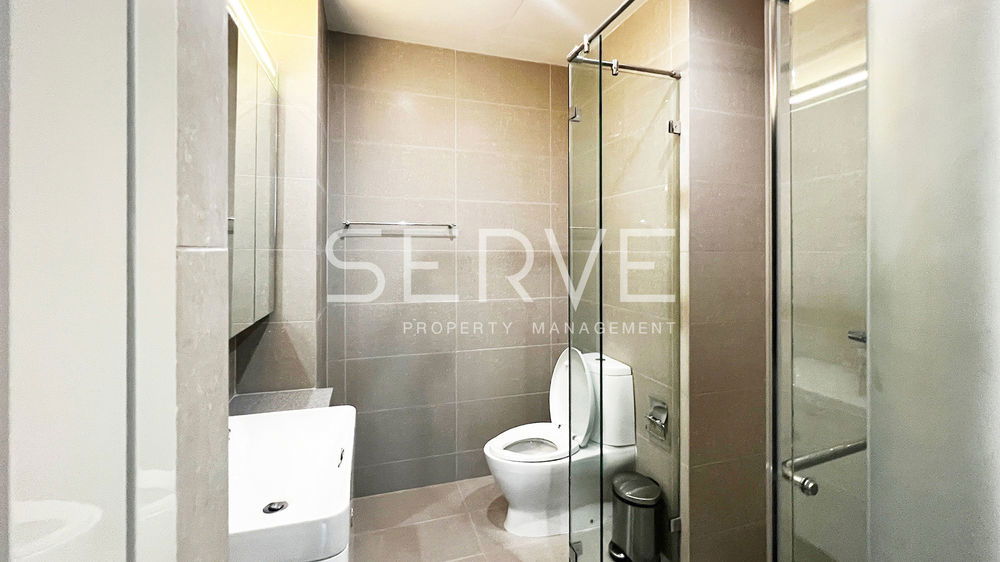 รูป Hot Price and Nice Location Studio with Partition Perfect Location Next to BTS Phloen Chit, Central-Noble Ploenchit - รูปที่ 8/9