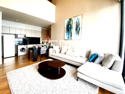 Condos for rent : Duplex 2 Beds 2.5 Baths Modern Luxury Style on Super High FL. 40+ Close to BTS Phrom Phong /For Sale-Park 24