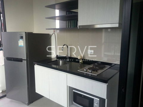 1 Bed High Fl.25+ Condo High Rise Good Location Free Shuttle to BTS On Nut / For Rent & For Sale-The Base Park East Sukhumvit 77