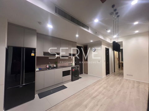 2 Beds 2 Baths Large Room Good Location BTS Asok 250 m. & MRT Sukhumvit 200 m. / For Rent & For Sale-Edge Sukhumvit 23