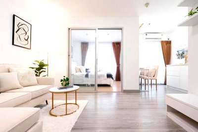 Condos for sale Makro Charan Sanit Wong : The Trust Residence             Pinklao