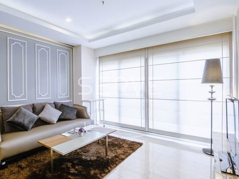 English Modern 1 Bed with Bathtub Good Location BTS Ekamai / Condo For Rent & Condo For Sale-Noble Reveal