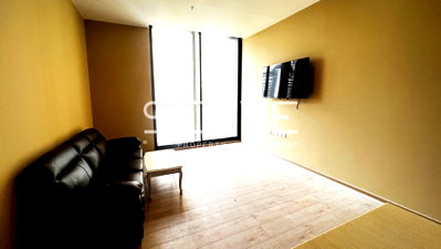 Condos for rent : 2 Beds 2 Baths 67.43 sq.m. New Condo Close to BTS Asok and MRT Sukhumvit 550 m. / For Rent-Noble BE19