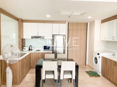Super High Fl. 30+ 2 Bed with Bathtub Perfect Location BTS Thong Lo / Condo For Rent-Noble Remix