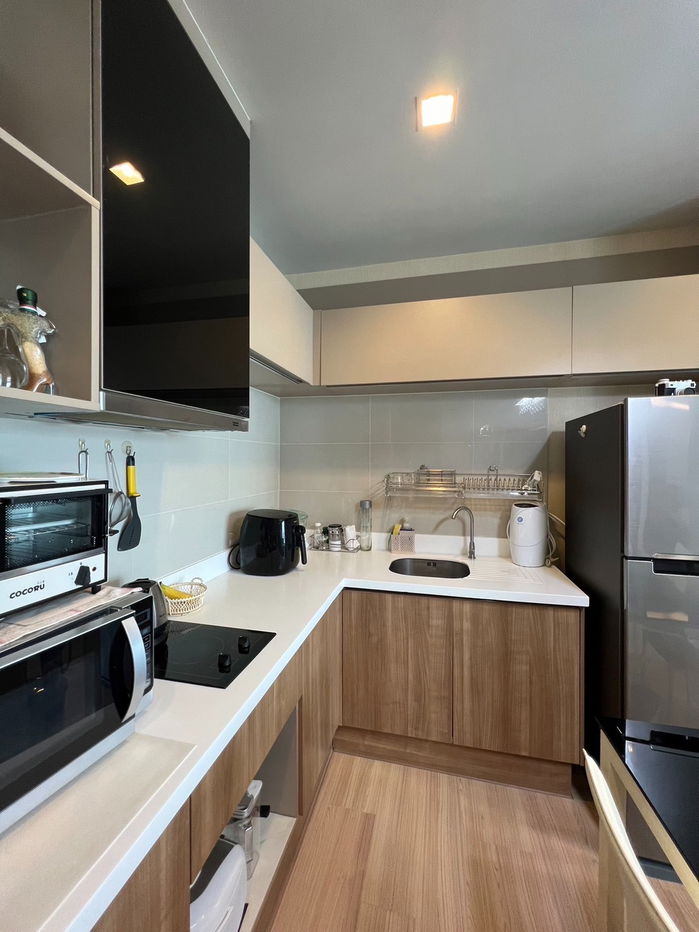 picture Rhythm Sathorn | 2 Bedrooms Good Size High Floor and Nice View | Near Robinson Bangrak - 8/12