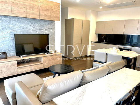 Luxury Room 2 Bed with Bathtub Hight Fl. 15+ Good Location For Sell BTS Phrom Phong-The XXXIX by Sansiri