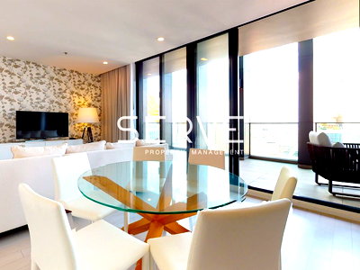 คอนโดให้เช่า : Duplex Penthouse 3 Bed 3 Bath Top fl. 40+ at the Center of Ploenchit Area  BTS Phloen Chit/Sale&Rent-Noble Ploenchit (โนเบิล เพลินจิต)