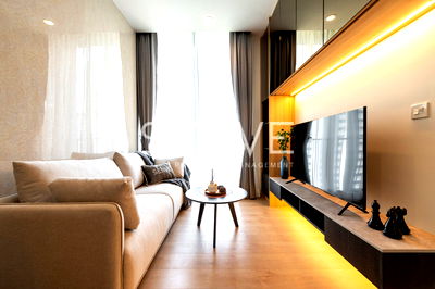 Condos for sale : 1 Bed Modern Style Good view Good Location Close to BTS Asok & MRT Sukhumvit 550 m. / Rent & Sale-Noble BE19