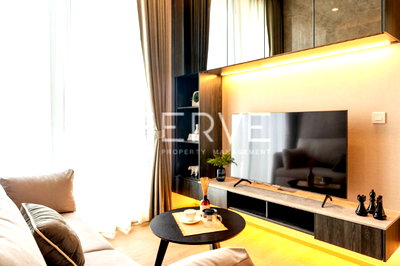 Condos for sale : Nice Room 1 Bed High Fl. 15+ Unit in Asoke Area  New Condo Close to BTS Asok & MRT Sukhumvit 550 m.-Noble BE19