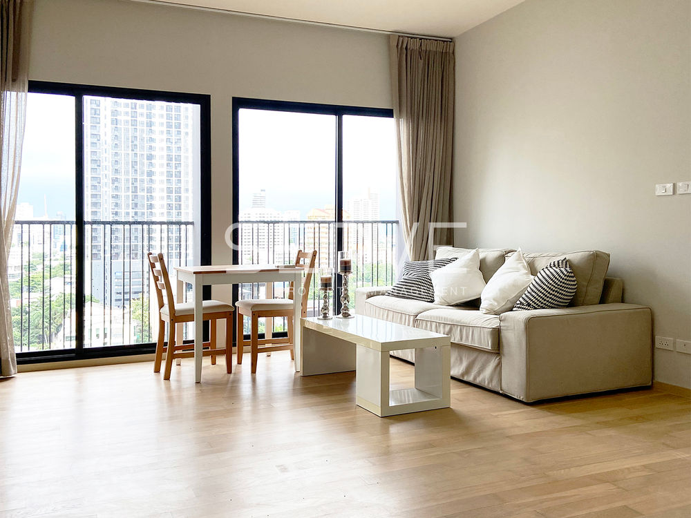 รูป Open view 2 side Corner unit 1 Bed with Bathtub Good Location  BTS Ekkamai 200 m. / Condo For Rent -Noble Reveal (โนเบิล รีวิล) - รูปที่ 2/10
