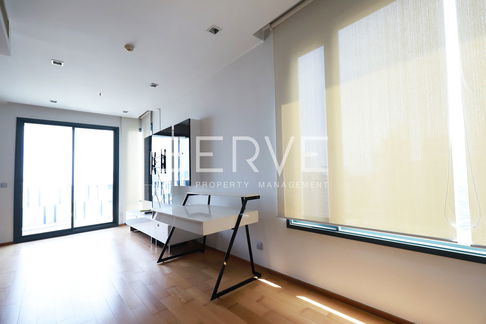 2 Beds with Bathtub Large Room High Fl. 20+ Good Location BTS Thong Lo 100 m. / For Rent & For Sale-Keyne By Sansiri