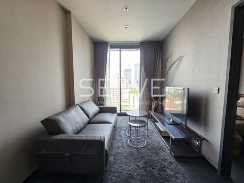 1 Bed 1 Bath Large Room Good Location BTS Asok 250 m. & MRT Sukhumvit 200 m. / For Rent & For Sale-Edge Sukhumvit 23