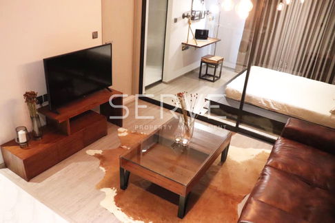 1 Bed Nice Room Good Location Close to BTS Ekkamai 350 m. and Gateway / For Rent & For Sale-RHYTHM Ekkamai