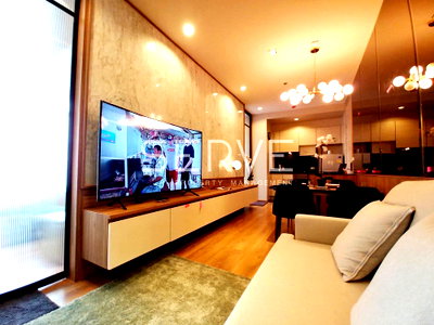 คอนโดให้เช่า : Combine Unit 2 Beds 2 Baths Nice Decorate Super High Fl. 30+ Good Location BTS Phrom Phong-Park 24 (พาร์ค 24)