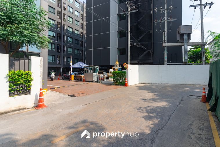 REACH Phahon Yothin 52