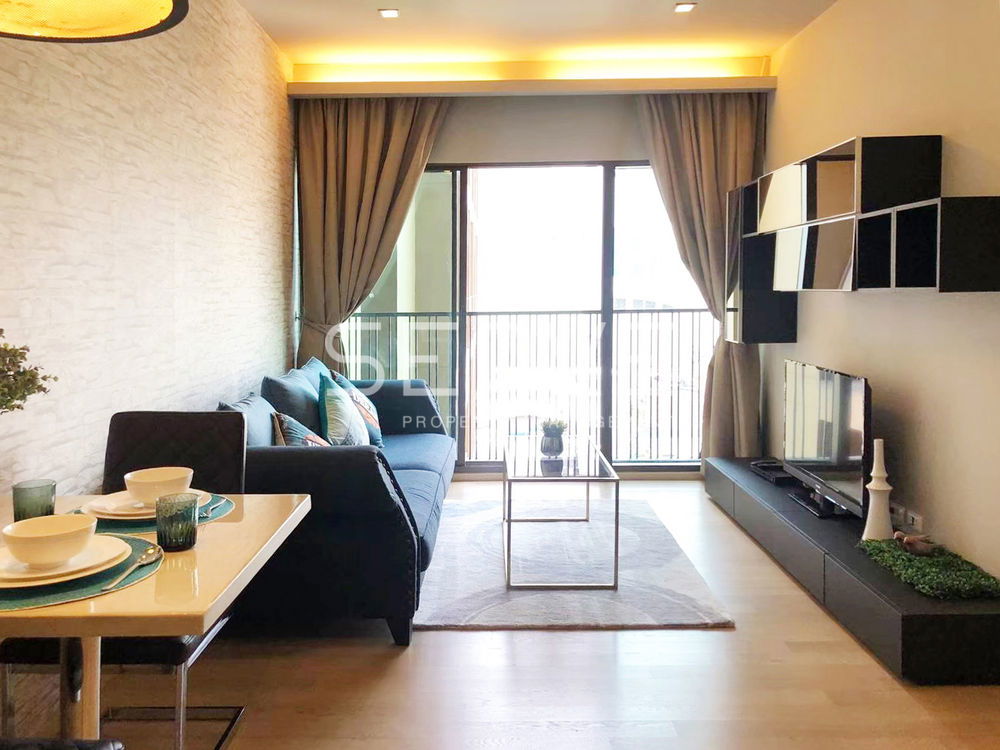 รูป Hot Price! Large Room 1 Bed with Bathtub Close to BTS Phrom Phong 200 m. / For Rent & For Sale -Noble Refine - รูปที่ 1/9