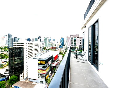คอนโดให้เช่า : Good Deal fo Rent & Sale : 2 Bed. Corner Unit in Thonglor & Ekkamai Area-M Thonglor 10 (เอ็ม ทองหล่อ 10)