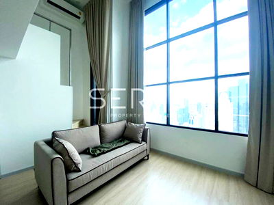 Condos for sale : Hot Price 5.95 MB -Duplex 1 Bed Super High Fl. 40+ Nice View Close to BTS Chong Nonsi 600 m.-Knightsbridge Prime Sathorn