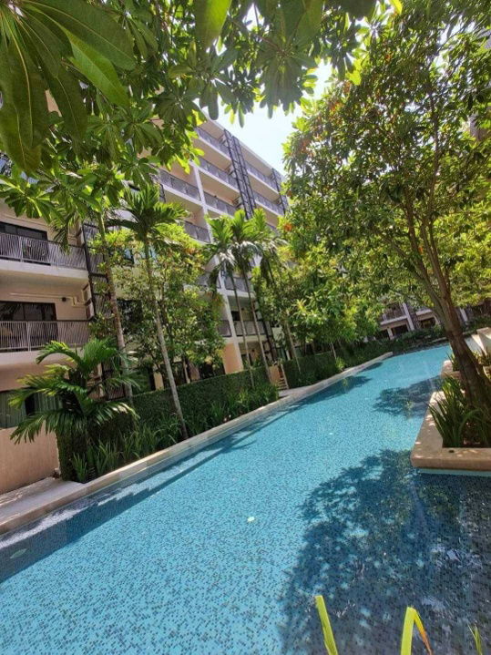 picture Condo for rent near Ruamchok  The Issara Condo, 9,500 baht/m Tel. 082-389-9314 (Boo) - 11/11