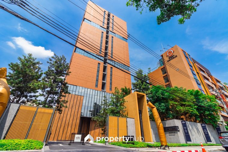 The Room Sukhumvit 38