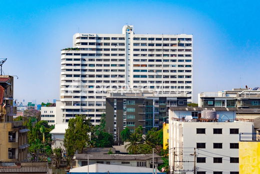 รูป Young Place Grand Le Gardine Paholyothin 37 - รูปที่ 2/8