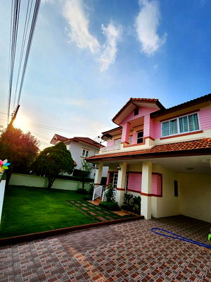 เช่าบ้านเดี่ยว ศรีราชา ชลบุรี : ให้เช่า บ้านสวย เฟอร์นิเจอร์ครบ บรรยากาศดี ศรีราชา หมู่บ้านเปรมวรา