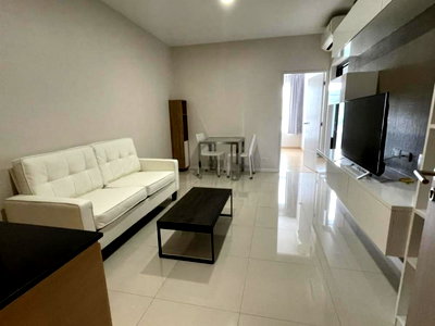 Condos for rent : Condo for rent, Sea Hill Condo, Sriracha, Chonburi, size 44 sq m., beautifully decorated. Fully furnished, ready to move in, 10,000 baht per month.