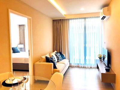 For rent Vtara Sukhumvit 36 Spacious 2 bedrooms 8th floor Building A near Trinity International School and BTS Thong Lo