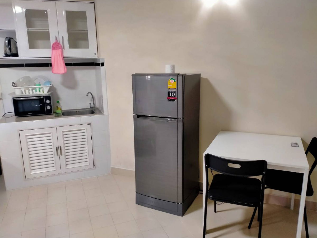รูป ห้องเช่า เมืองทอง ตึก C4  วิวนอก เตียงคู่ ใกล้ห้าง โรงหนัง - รูปที่ 2/5