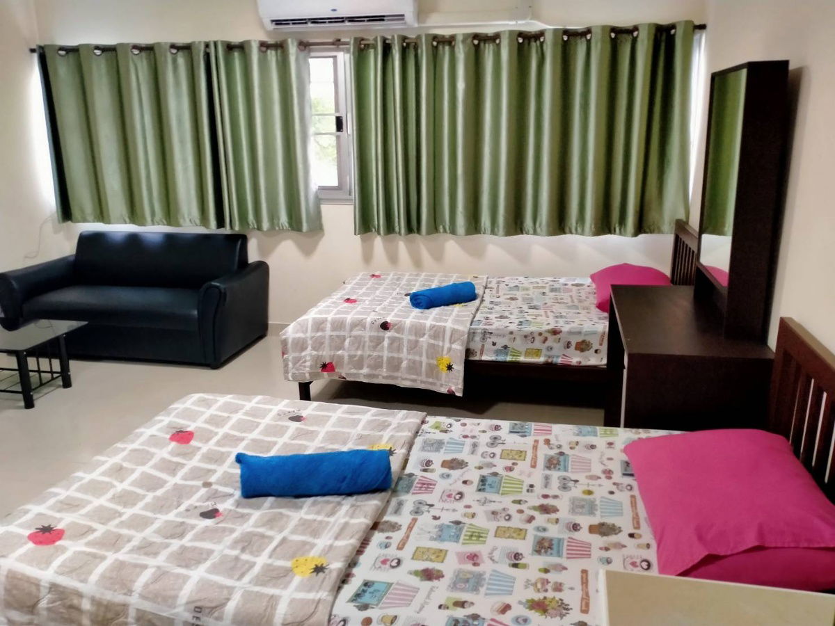 รูป ห้องเช่า เมืองทอง ตึก C4  วิวนอก เตียงคู่ ใกล้ห้าง โรงหนัง - รูปที่ 3/5