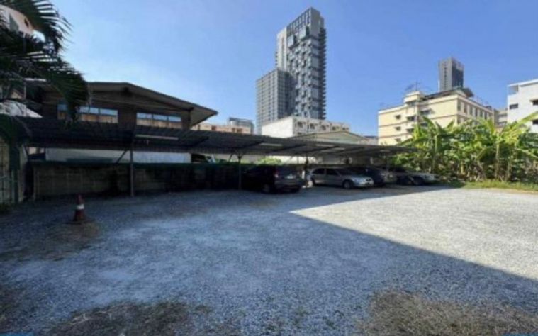 LTH9857 – Land FOR SALE in Punnawiti 6 size 102 Sq. w. Near BTS Punnawithi Station ONLY 17 MB 