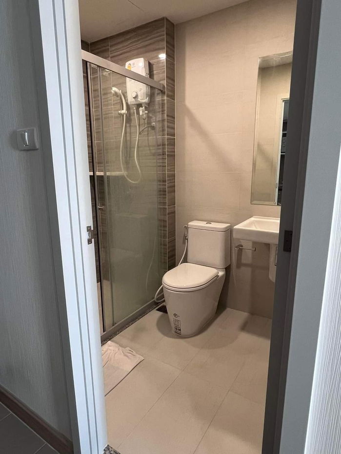 picture Supalai veranda ramkhamhaeng new room 29 sqm only2.4m. Rent only 11000 Please line paolin1 - 4/4