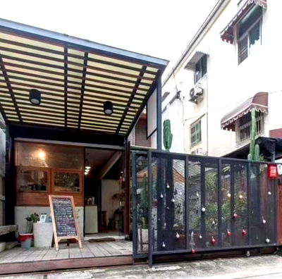 เช่าอาคารพาณิชย์ อาคารรัจนาการ : เช่าตึกแถว  สาทร  ซอย สาทร 7   3 ชั้น ขนาด 37 ตา