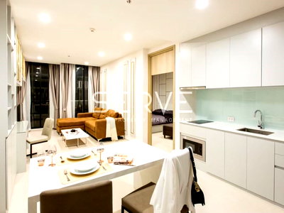 Condos for rent : Modern & Bright for Real 1 Bed Unit with Swimming Pool View, Condo Next to BTS Ploenchit at Noble Ploenchit Condo / For Rent