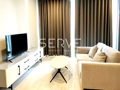 เช่าคอนโด ถนนสาทรใต้ : 🔥ราคาดีๆ 28 K🔥 - สตูดิโอ กั้นห้องเป็นสัดส่วน ชั้นสูงมาก 40+ นอนอาบลมชมวิว คอนโดติด BTS เพลินจิต ที่คอนโด Noble Ploenchit / ให้เช่าคอนโด