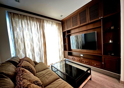 Condos for rent : for rent SkyWalk. 2bed 62sqm. Line id: @pfagent