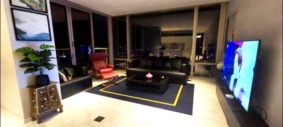 เช่าคอนโด รร.พณิชยการสีลม : LTHC9871 – Four Seasons Private Residences FOR RENT size 117 Sq. m. 2 beds 33 baths Near BTS Saphan Taksin Station ONLY 250k/month