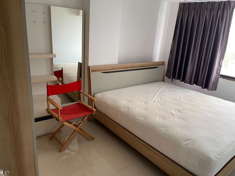 Nice big room for rent and cheap ,near Tesco Lotus Pattanakan and ARL and Yellow line Huamak Station